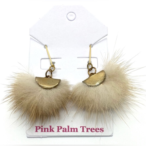 Pink/Cream Faux-Fur Gold Dangle Earring Set (2) Boho-chic Classic Preppy Party - Picture 6 of 9